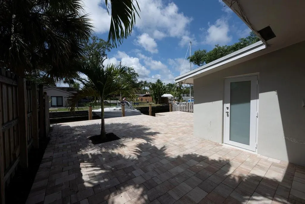 928 Orange Isle