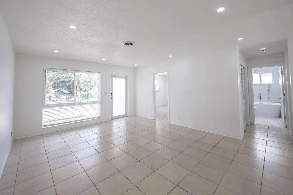 928 Orange Isle