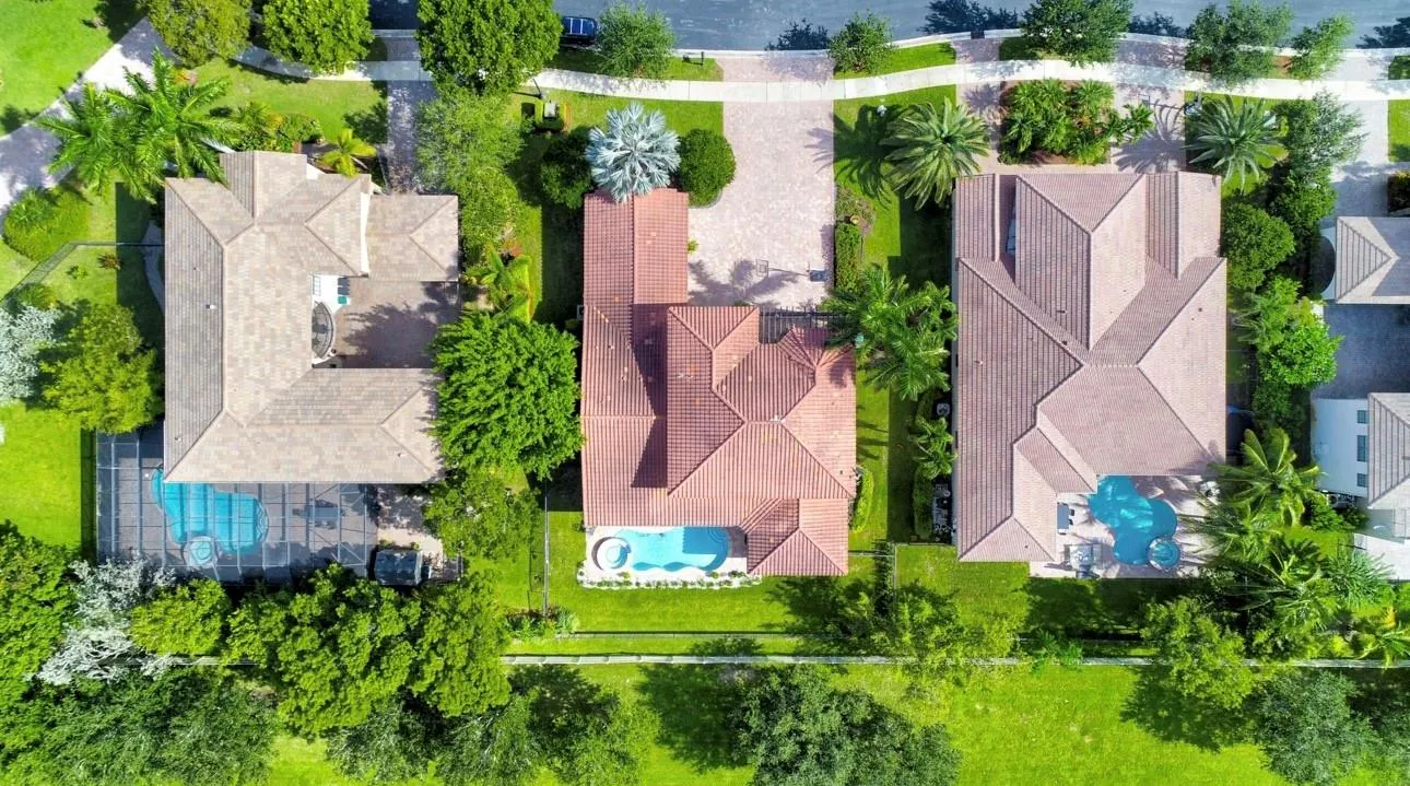10420 Majestic Ct