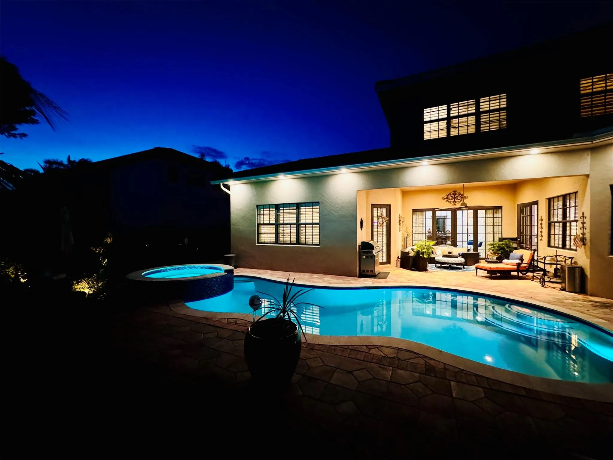 10420 Majestic Ct