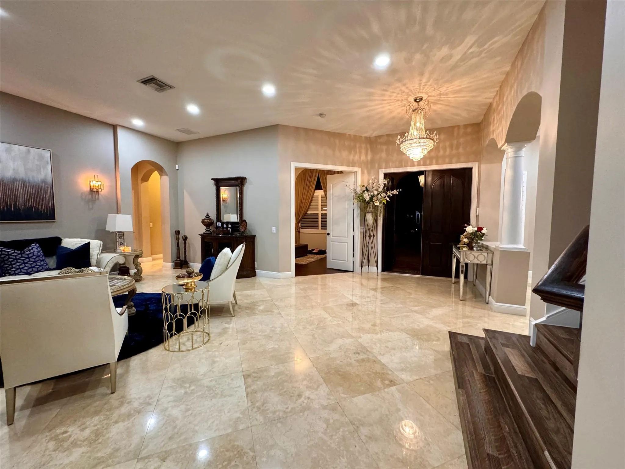 10420 Majestic Ct