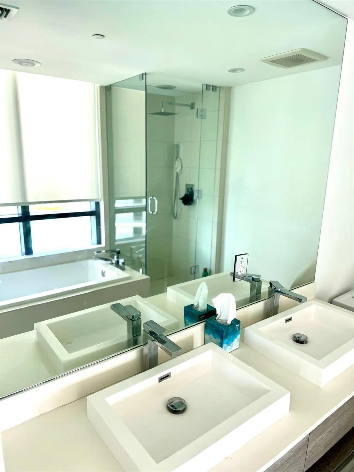 650 NE 32nd St, #2507