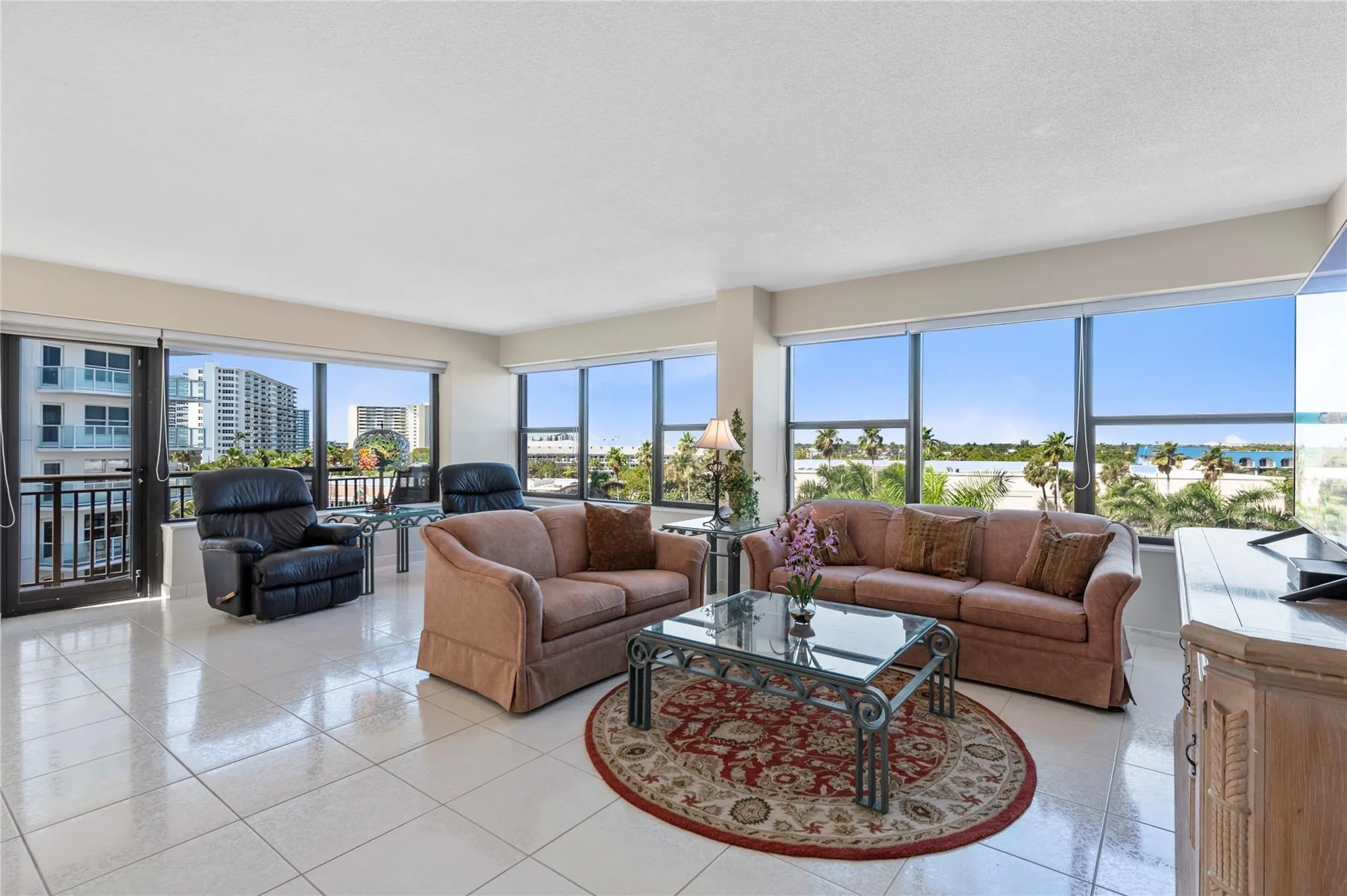3800 Galt Ocean Dr, #511
