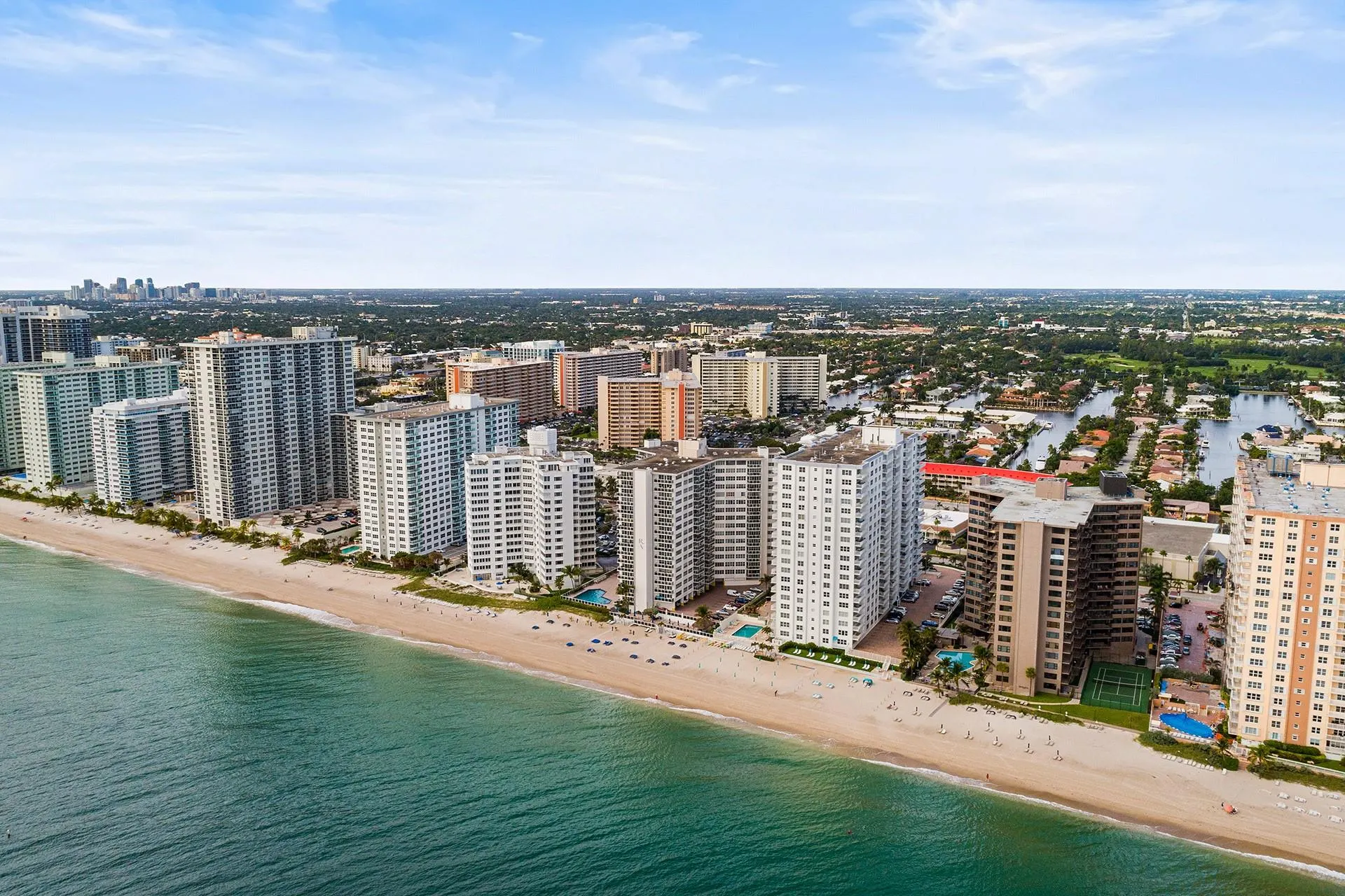 3800 Galt Ocean Dr, #511