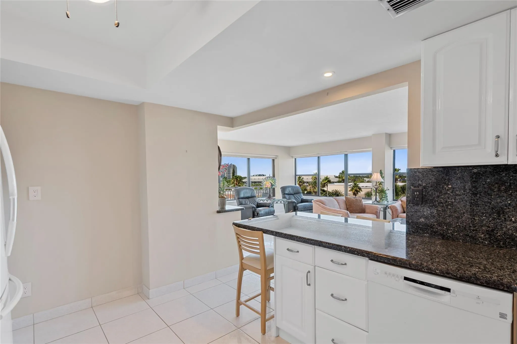 3800 Galt Ocean Dr, #511