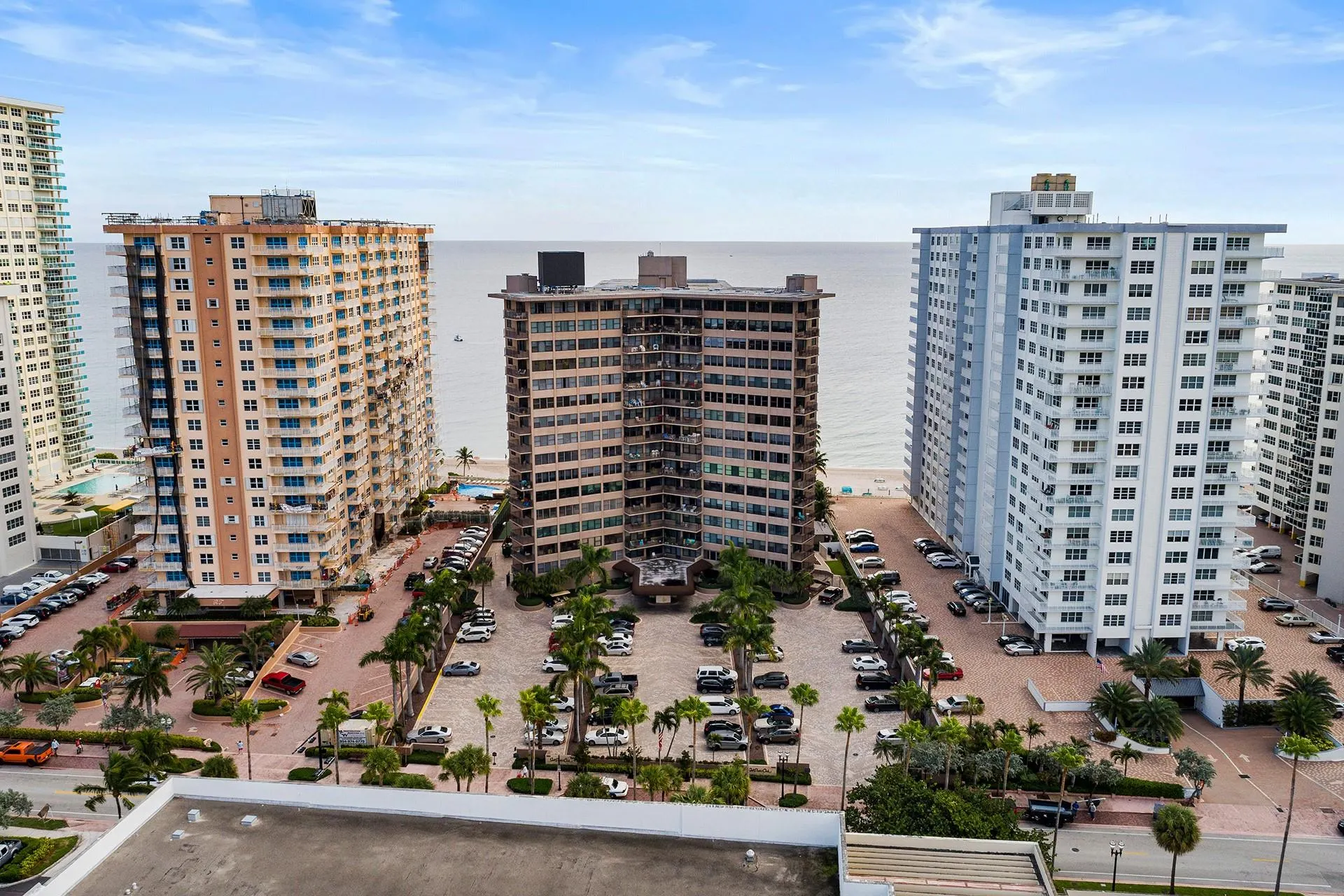3800 Galt Ocean Dr, #511