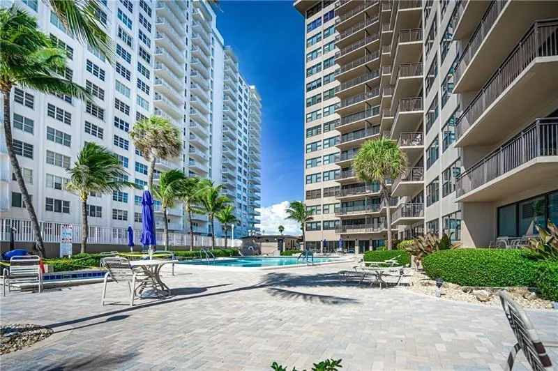 3800 Galt Ocean Dr, #511
