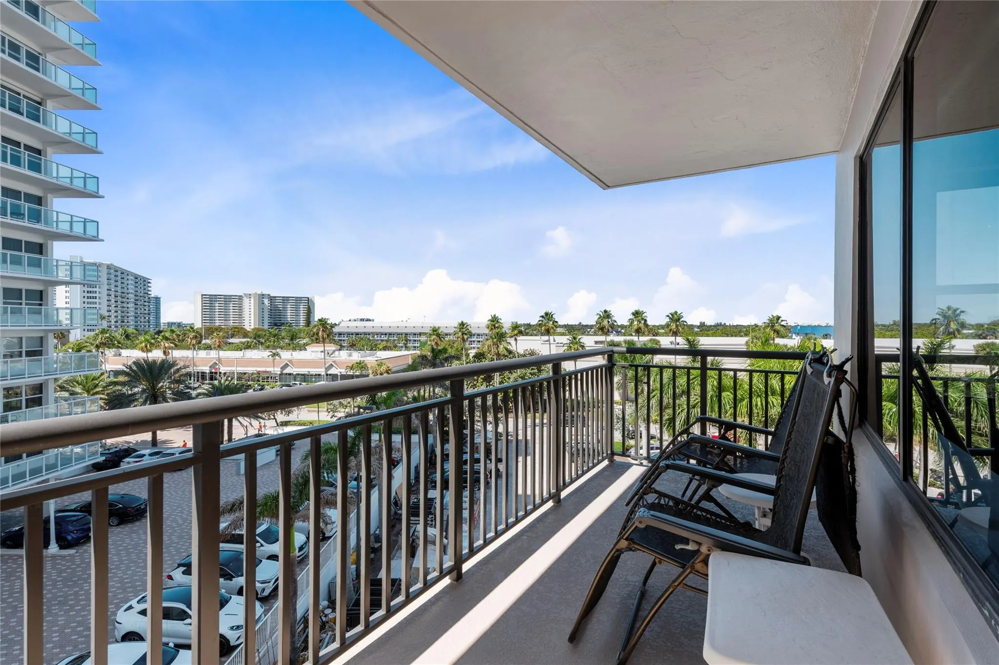 3800 Galt Ocean Dr, #511