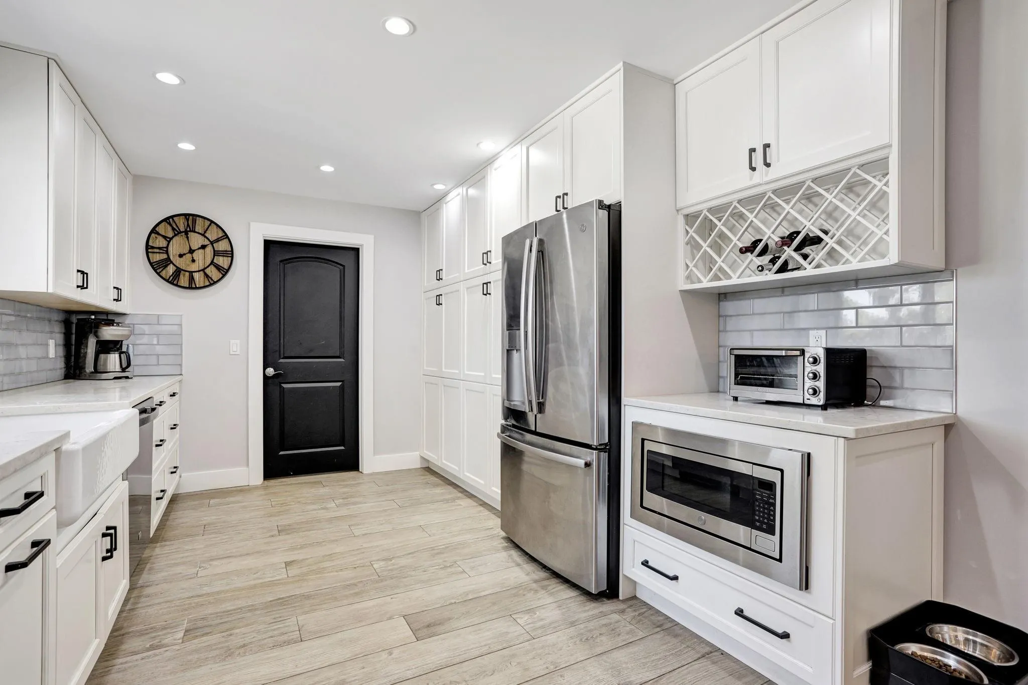 7999 NW 82nd Ter