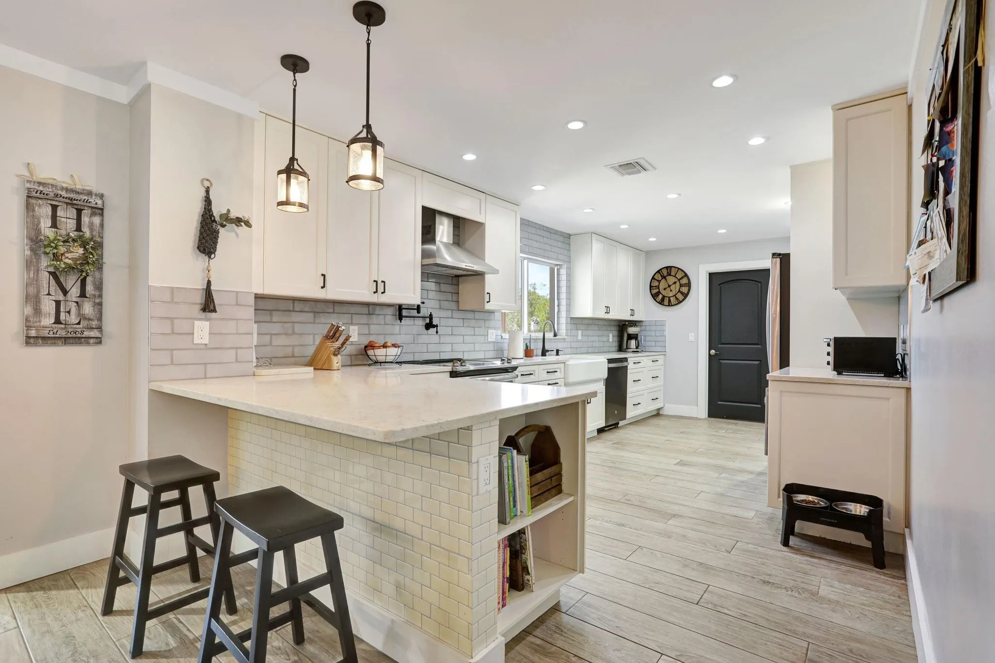7999 NW 82nd Ter