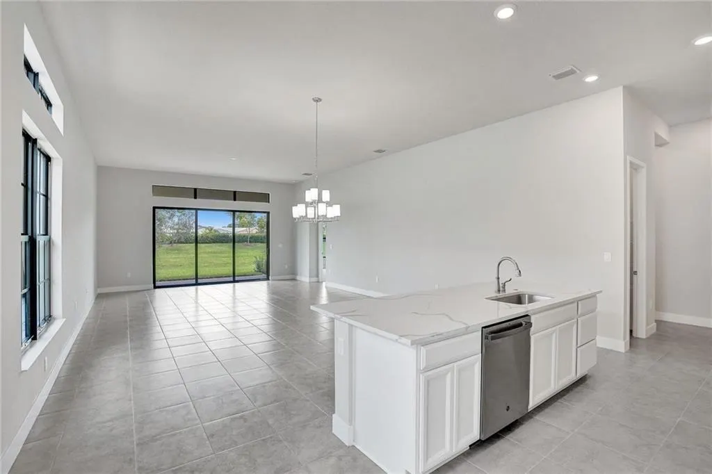 7535 Seacoast Dr