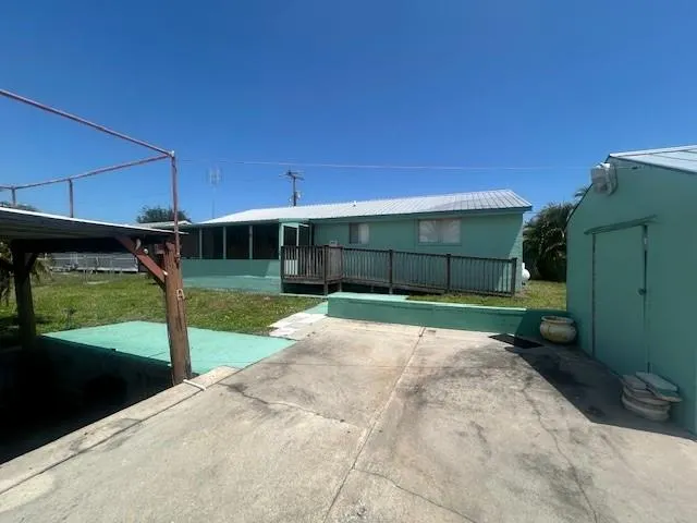 1532 Hunter Rd