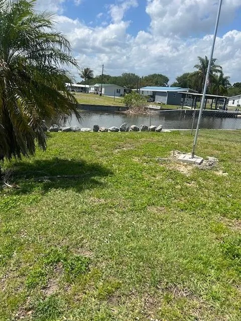 1532 Hunter Rd