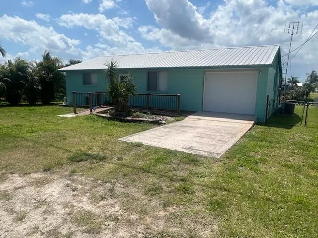 1532 Hunter Rd