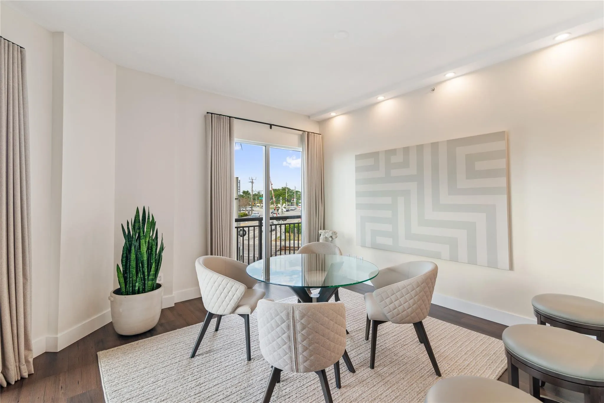 2631 NE 14th Ave, #209
