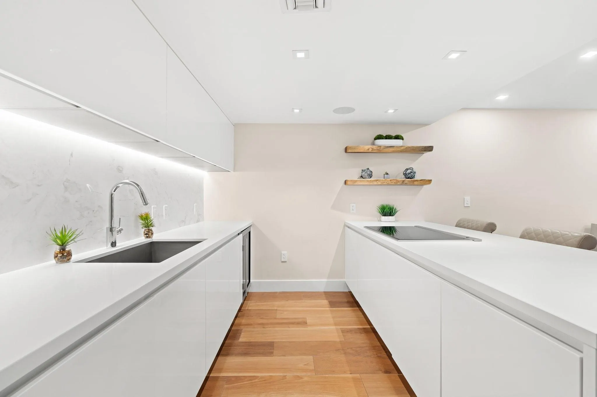 701 N Fort Lauderdale Beach Blvd, #112
