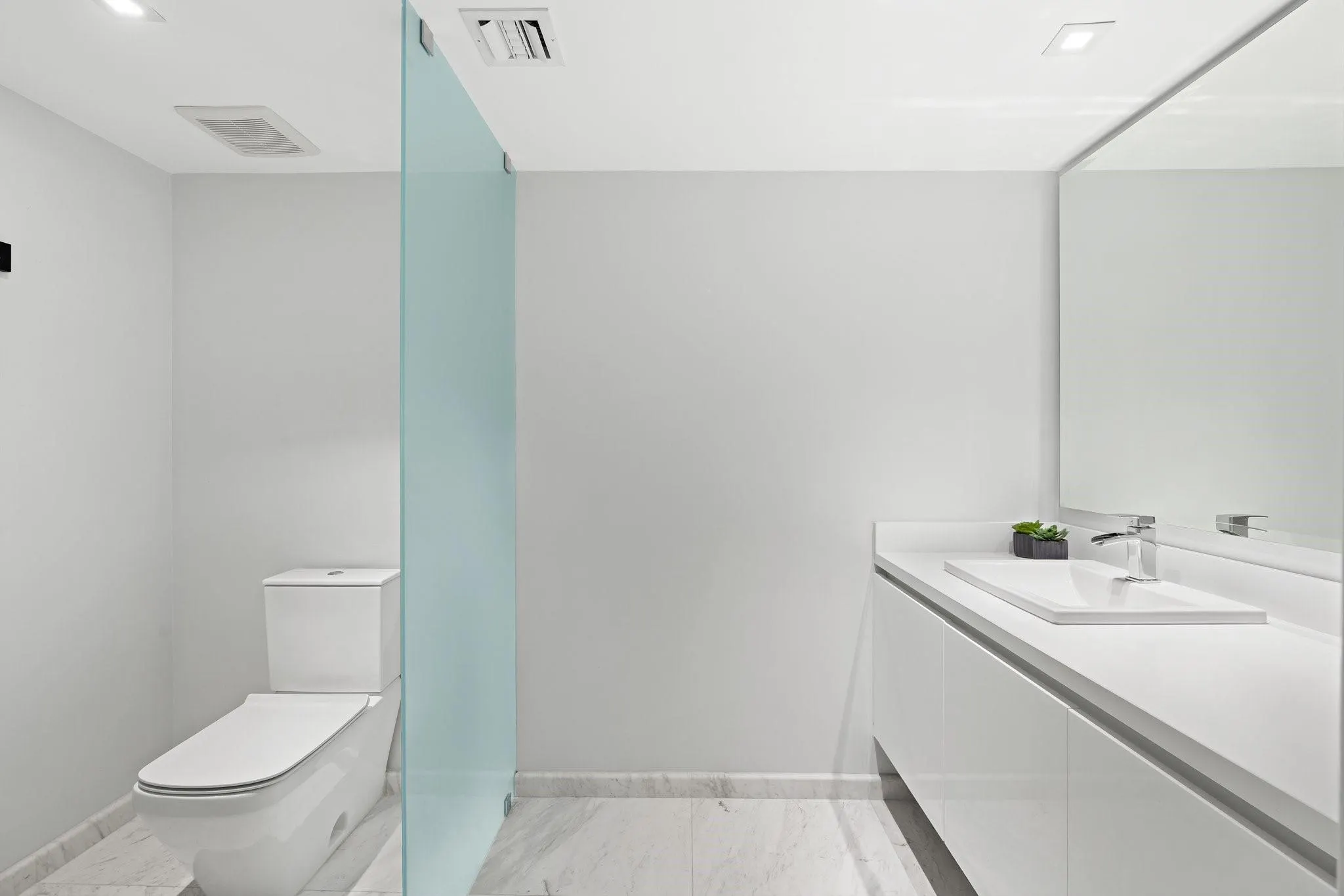 701 N Fort Lauderdale Beach Blvd, #112