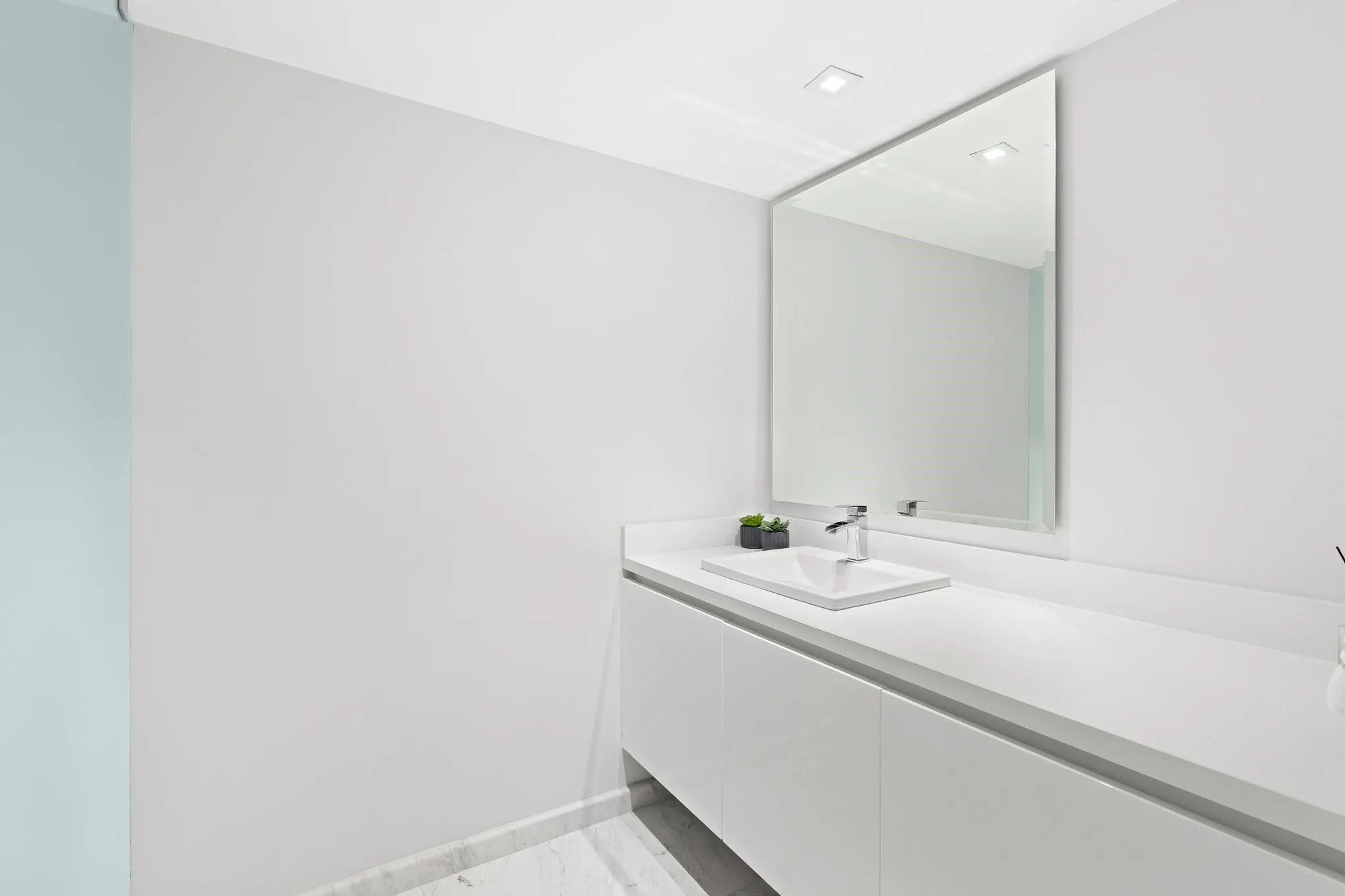 701 N Fort Lauderdale Beach Blvd, #112