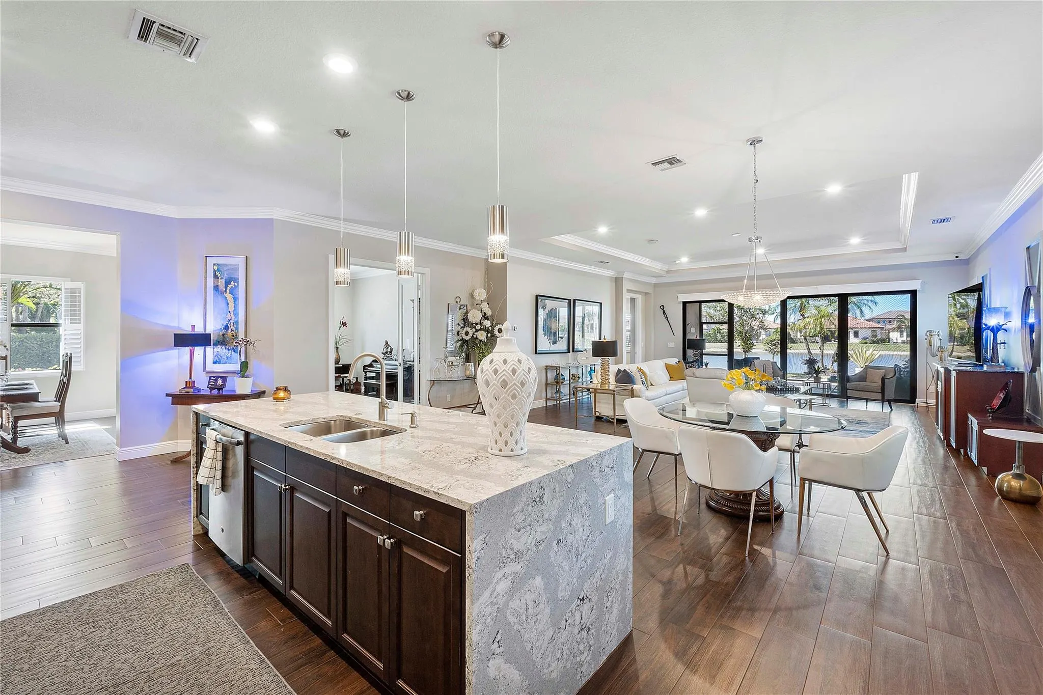 12155 S Baypoint Cir