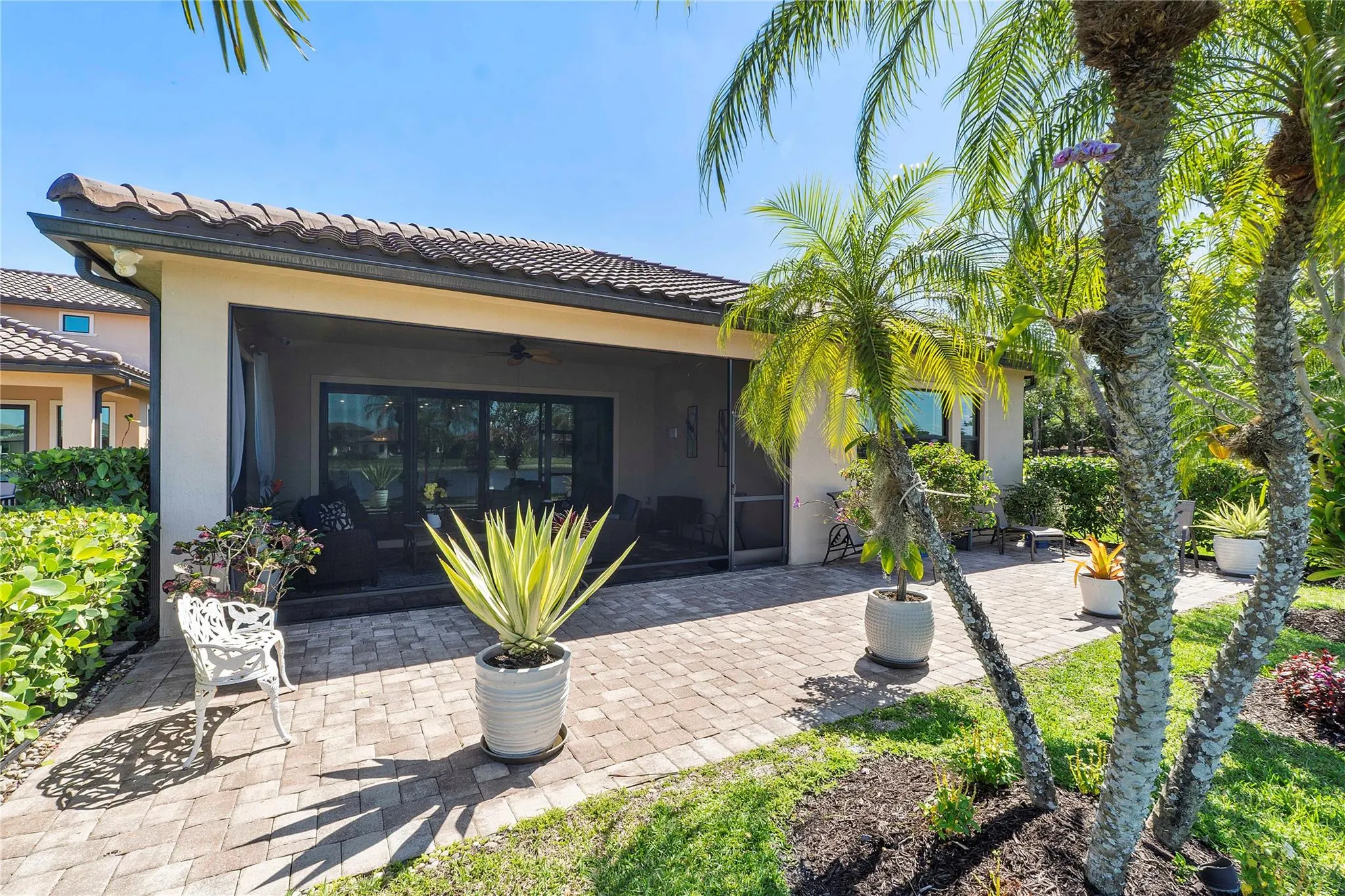 12155 S Baypoint Cir