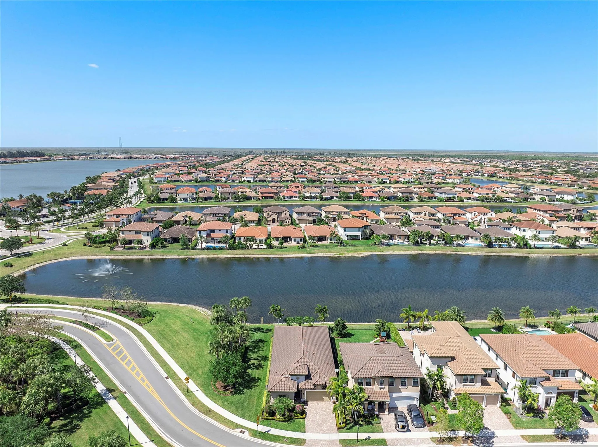 12155 S Baypoint Cir