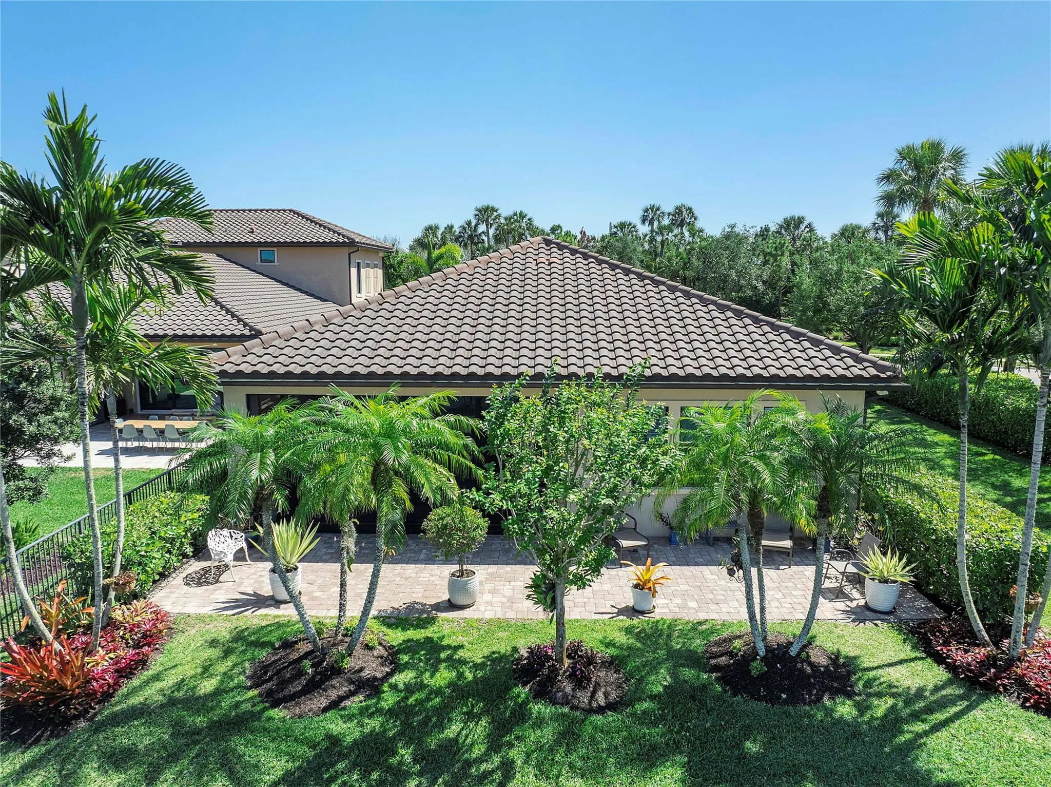 12155 S Baypoint Cir
