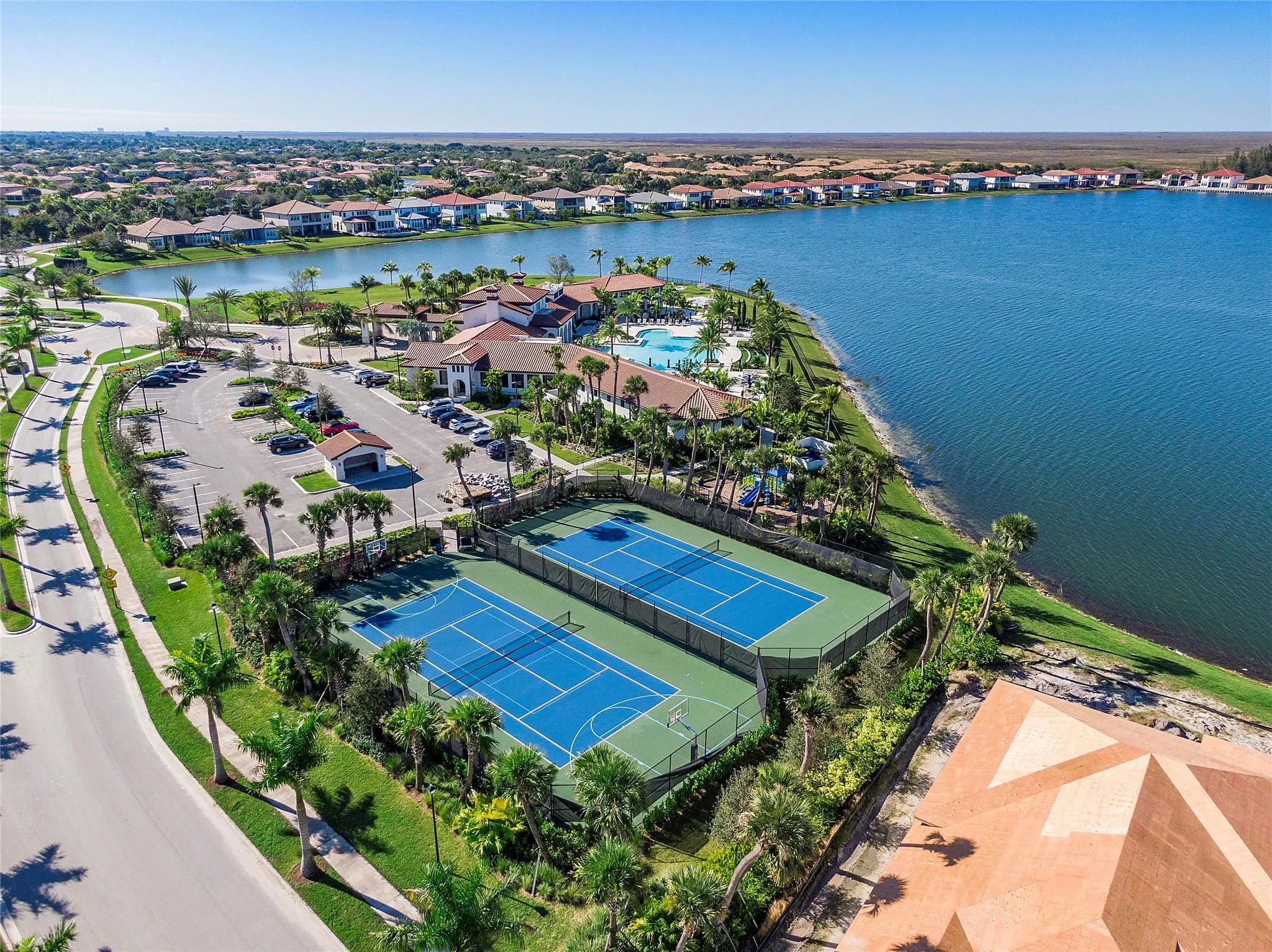 12155 S Baypoint Cir