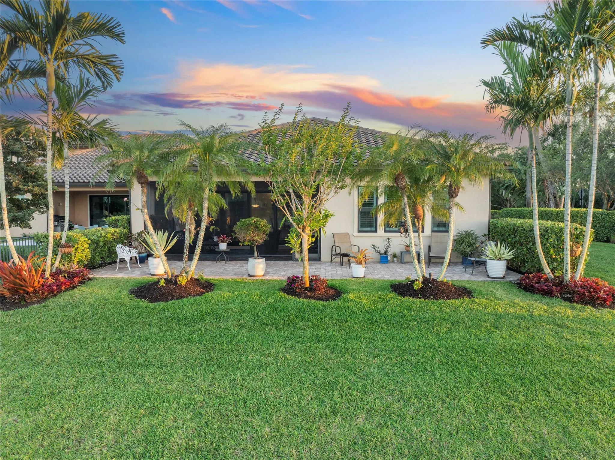 12155 S Baypoint Cir