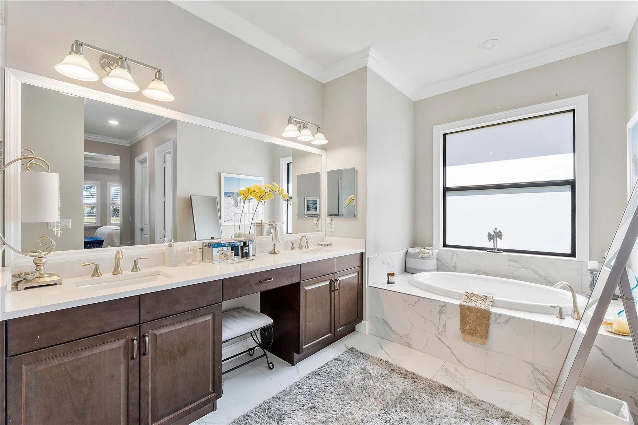 12155 S Baypoint Cir