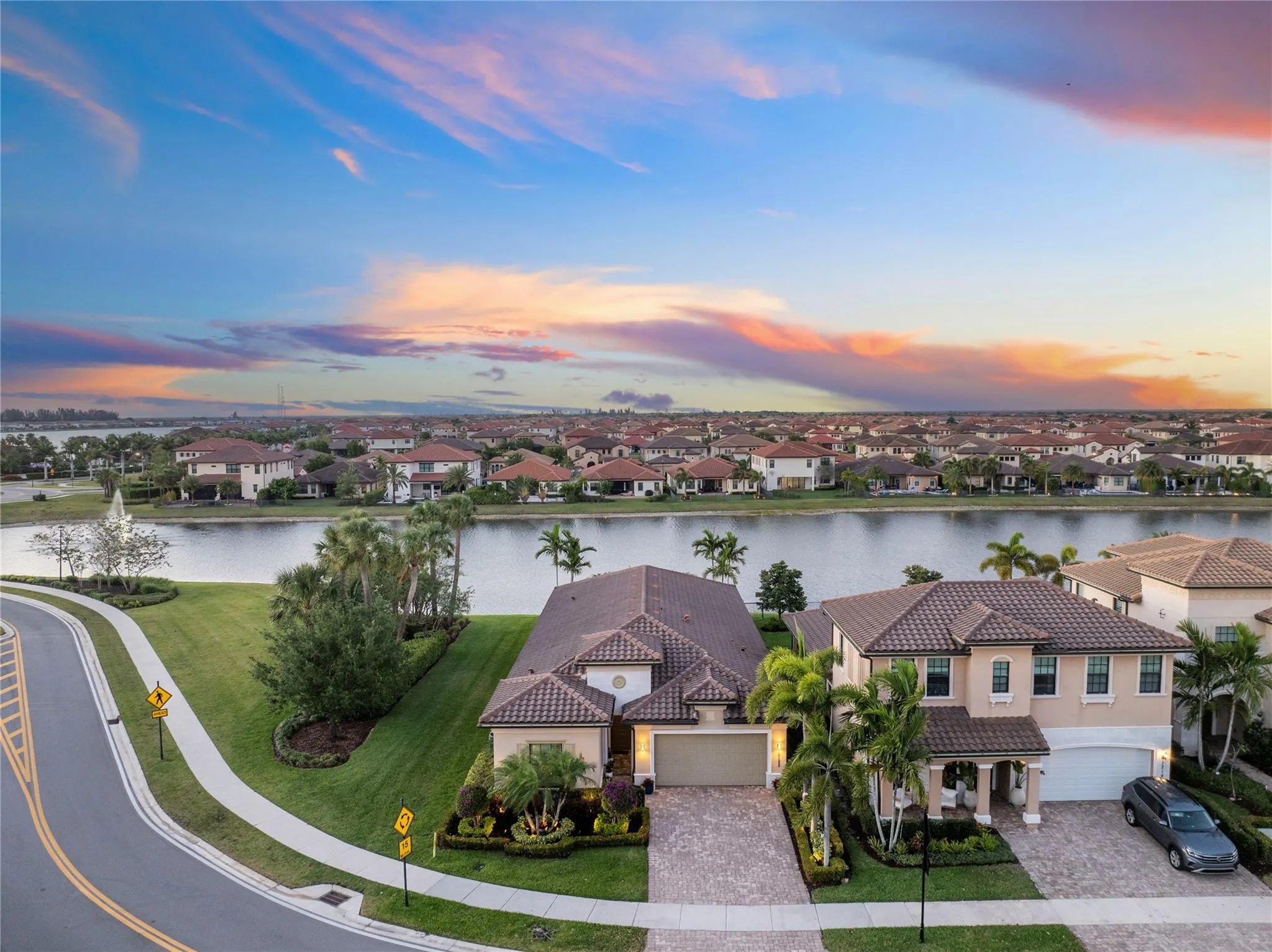 12155 S Baypoint Cir