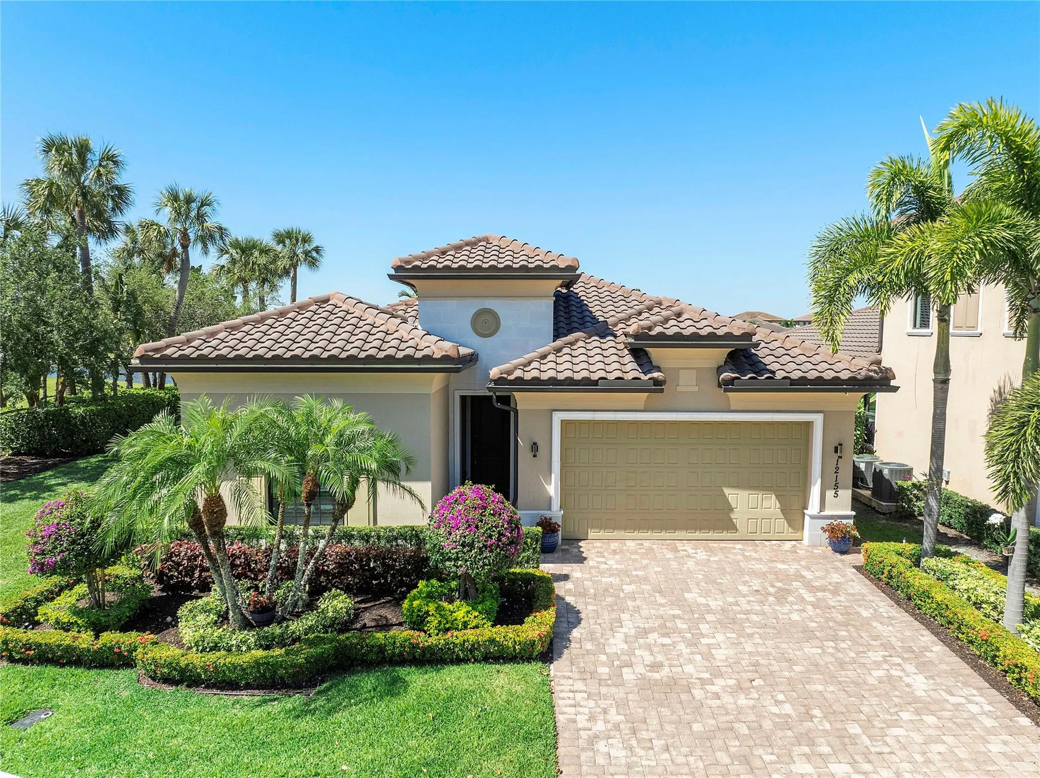 12155 S Baypoint Cir