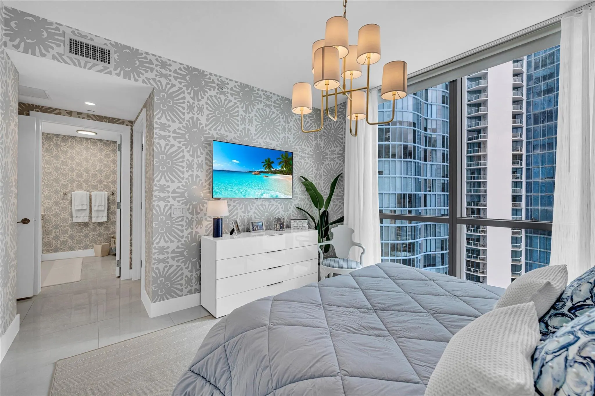 100 E Las Olas Blvd, #1701