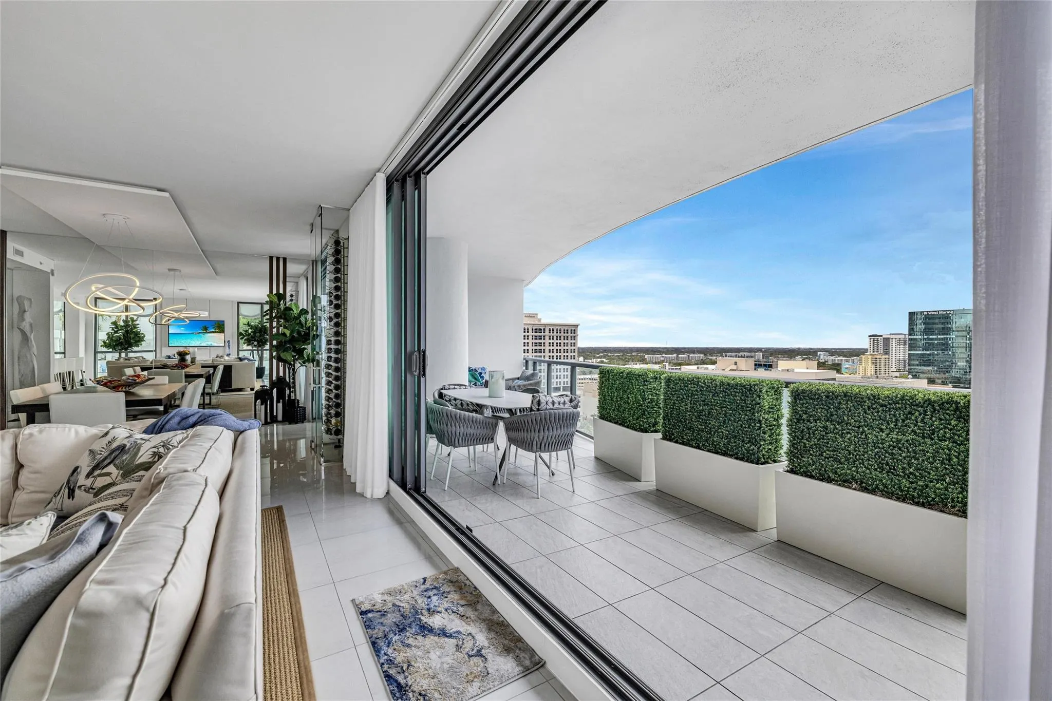 100 E Las Olas Blvd, #1701
