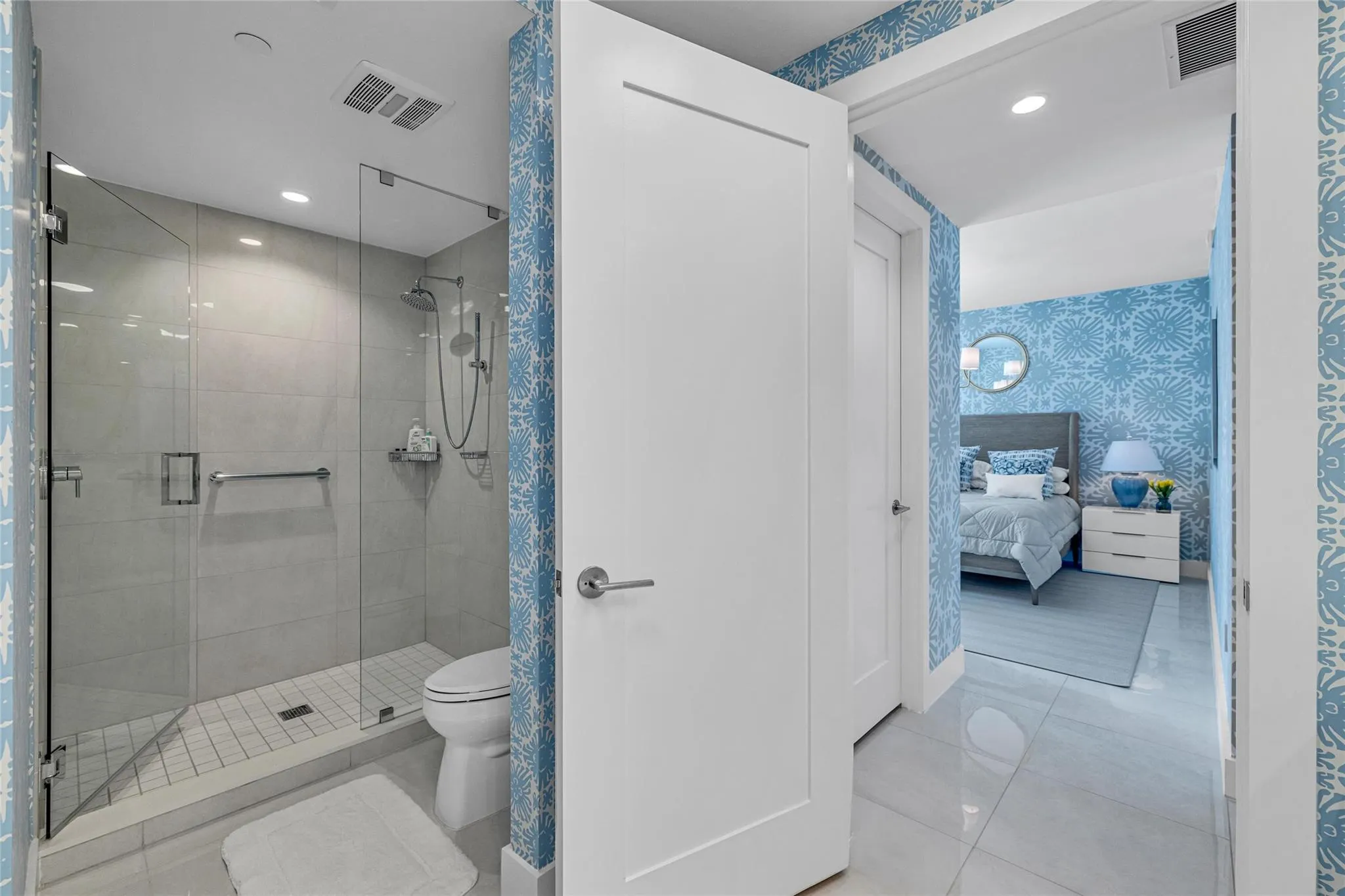 100 E Las Olas Blvd, #1701
