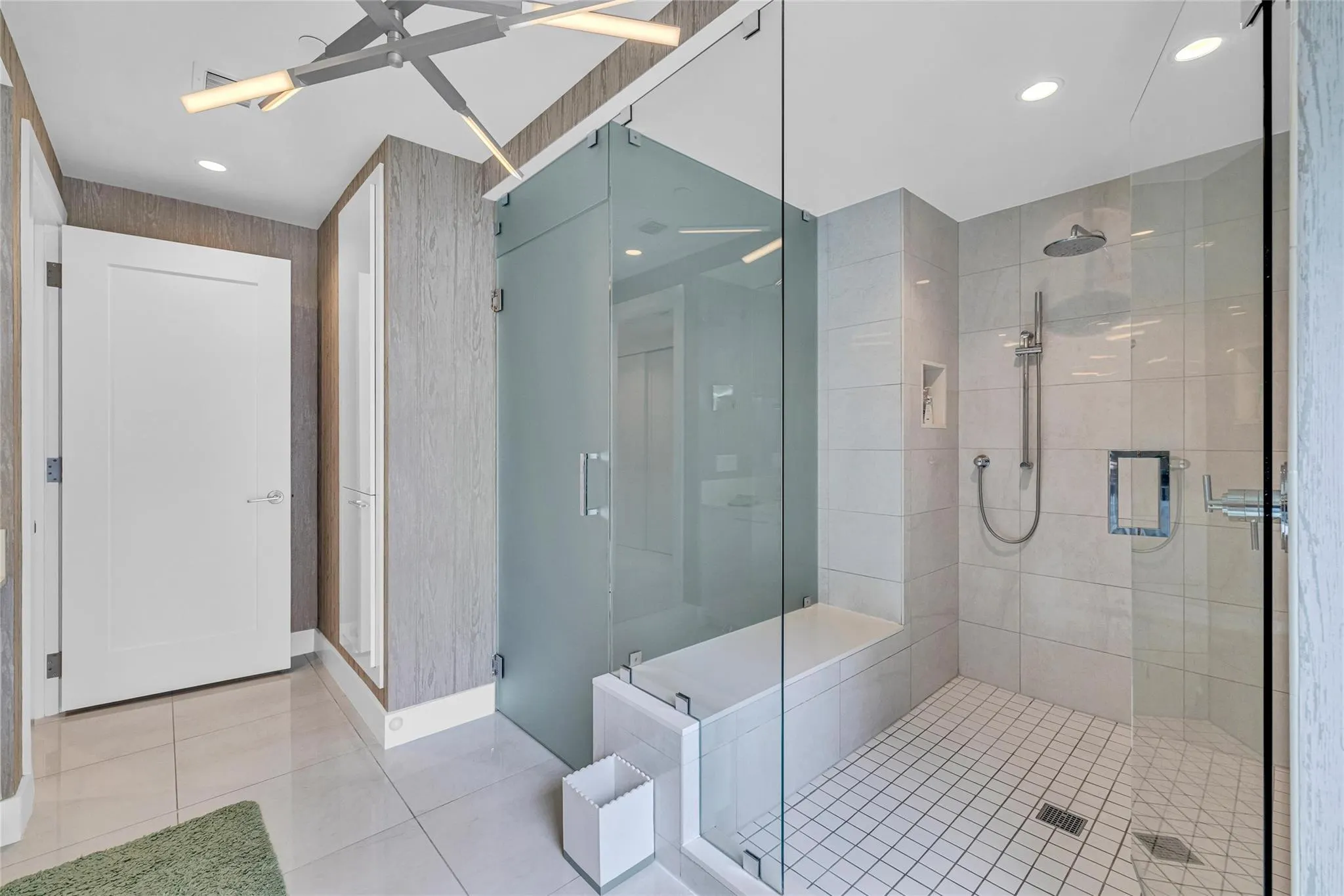 100 E Las Olas Blvd, #1701