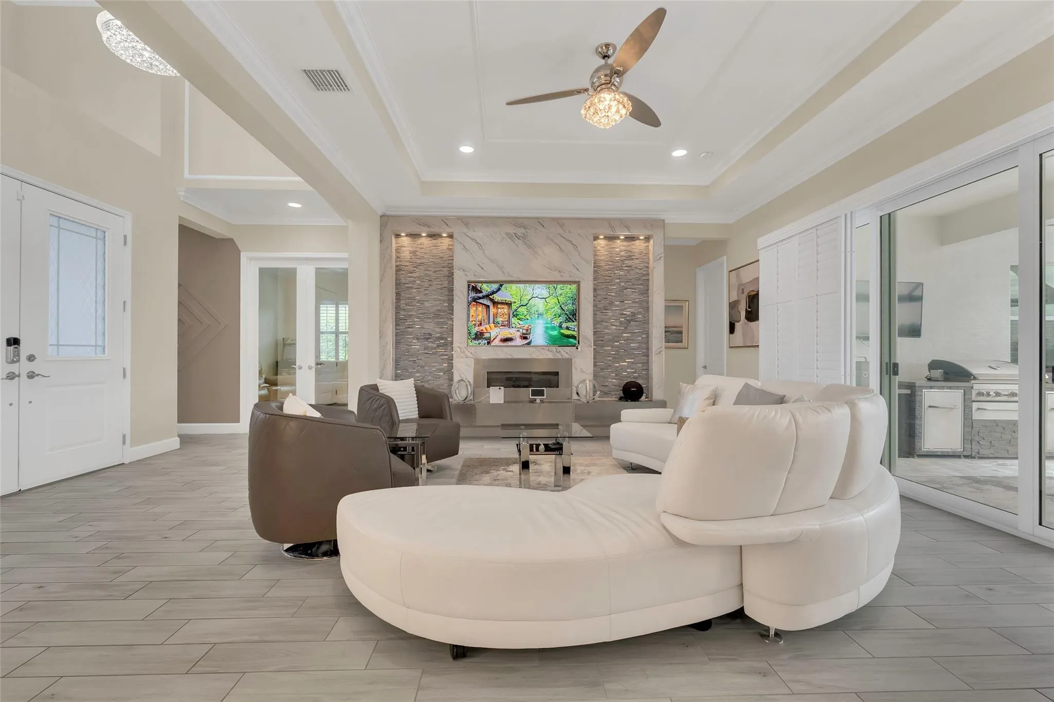 16060 Whippoorwill Cir