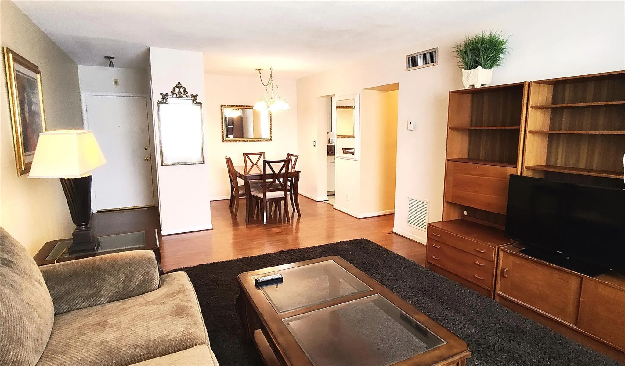 418 S Cypress Rd, #104