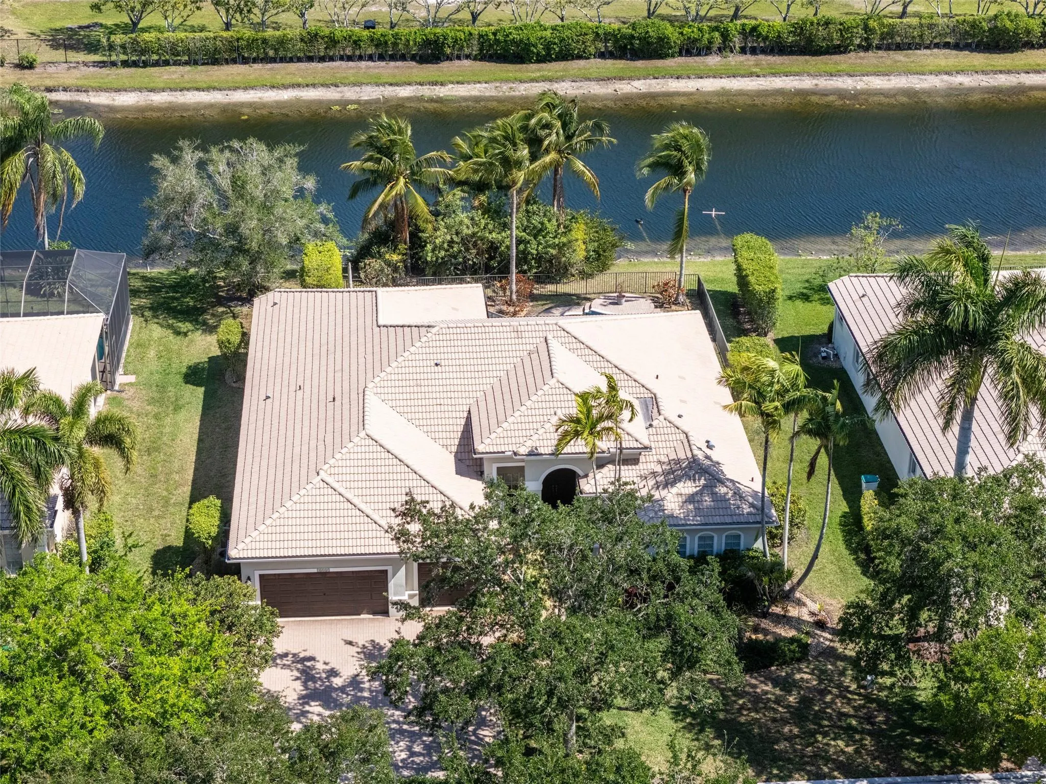 10645 NW 69th Pl