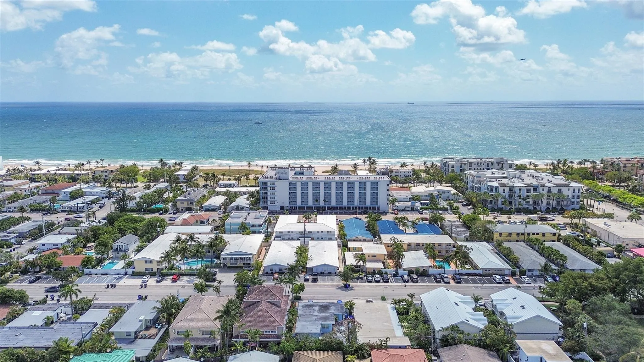 4540 N Ocean Dr, #406