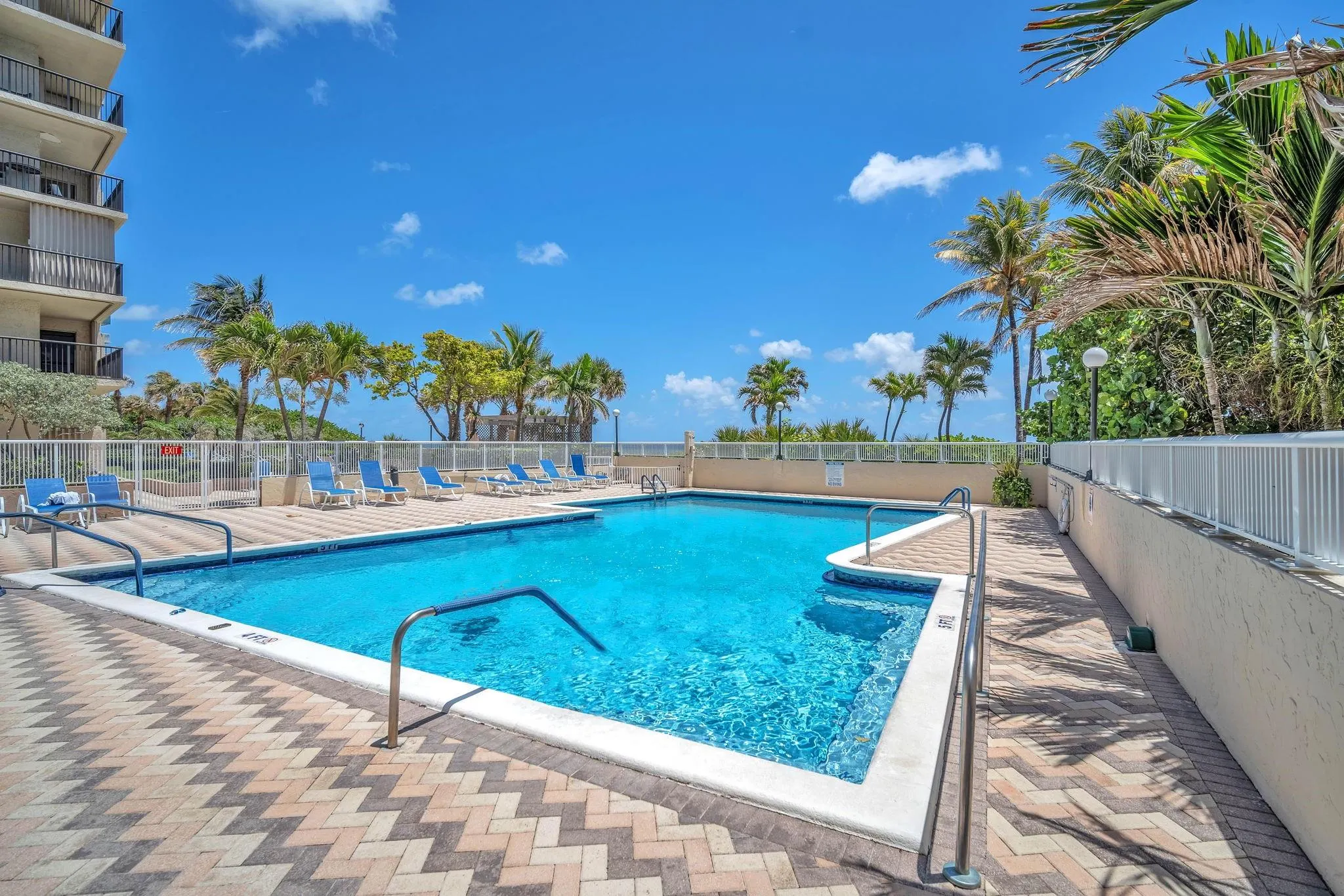1800 S Ocean Blvd, #804