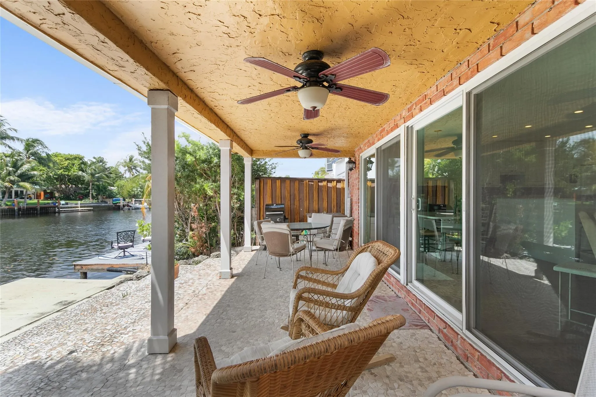 17 Middlesex Dr, #17