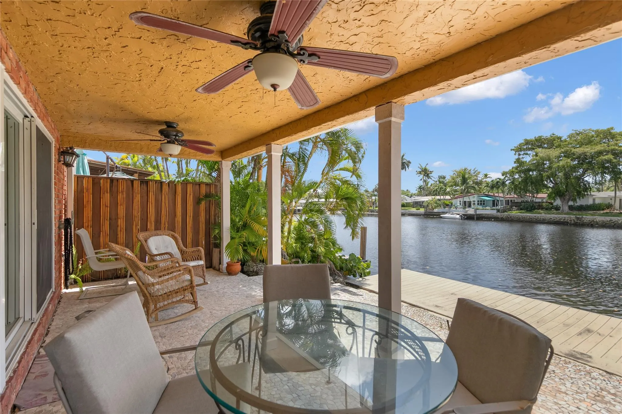 17 Middlesex Dr, #17