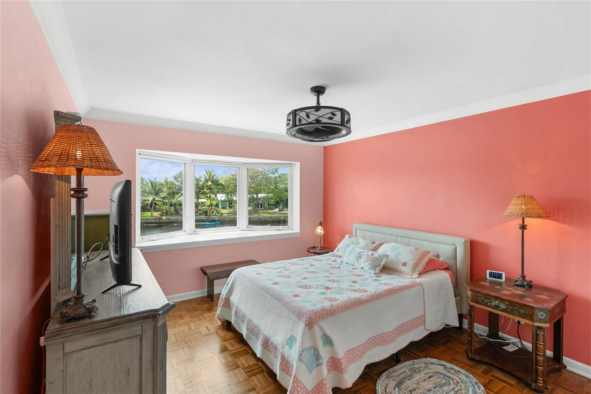 17 Middlesex Dr, #17