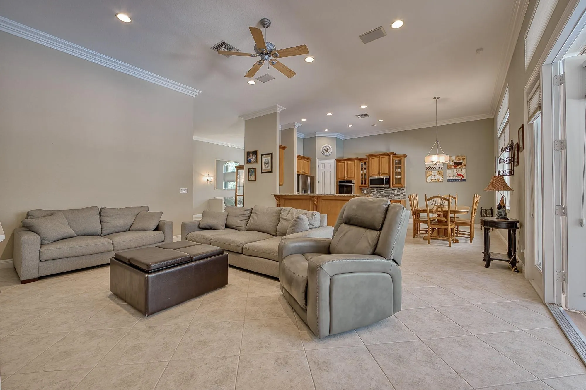 7501 NW 115th Ter