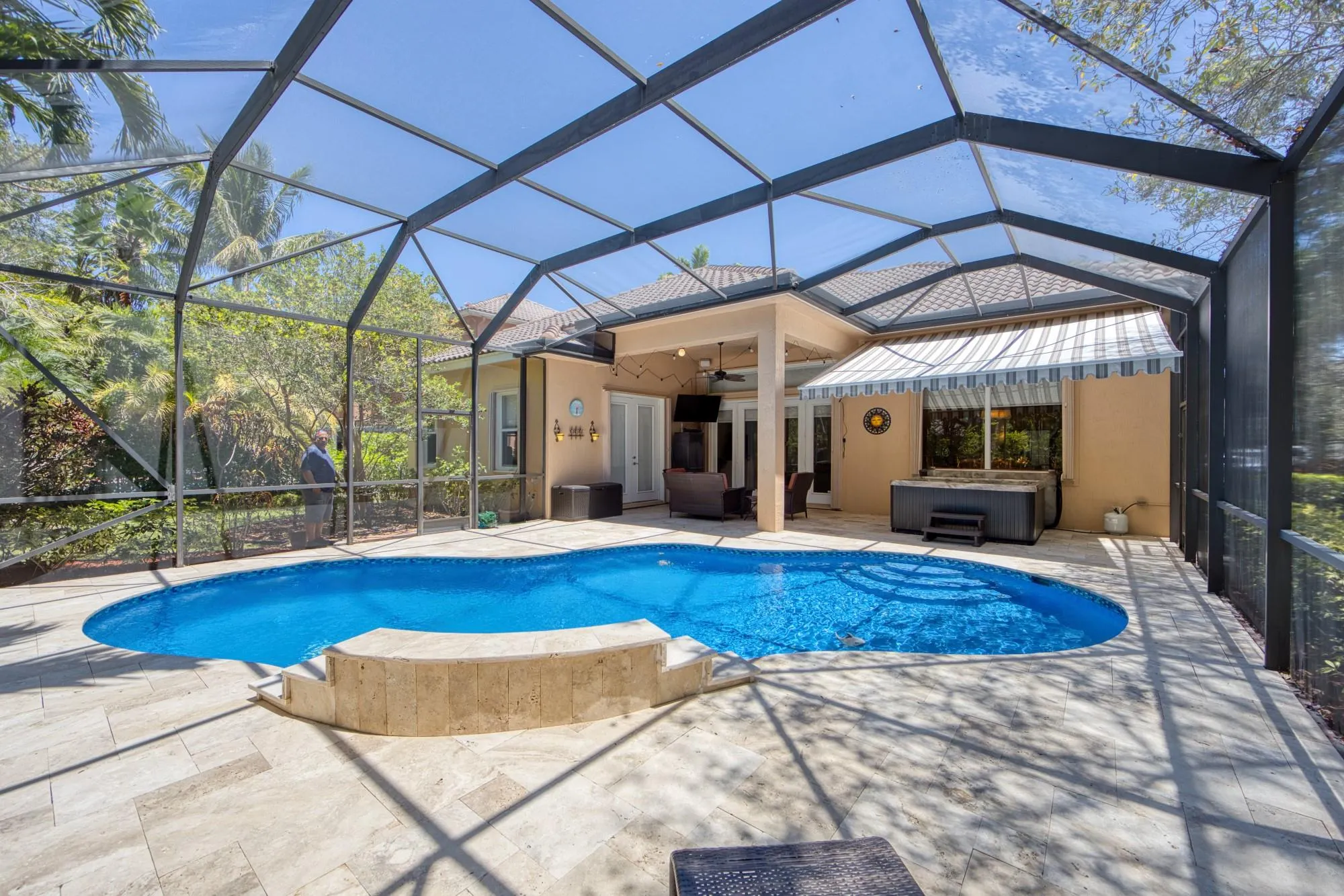 7501 NW 115th Ter