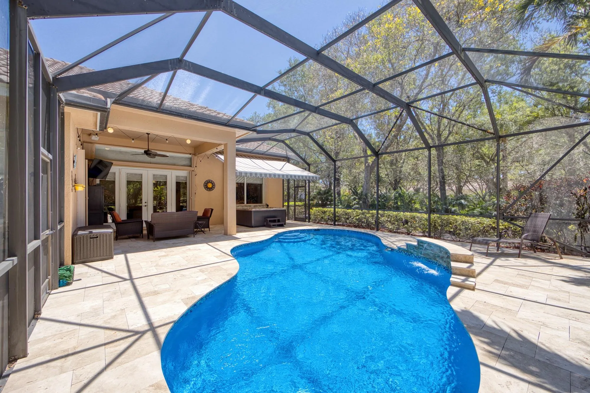 7501 NW 115th Ter