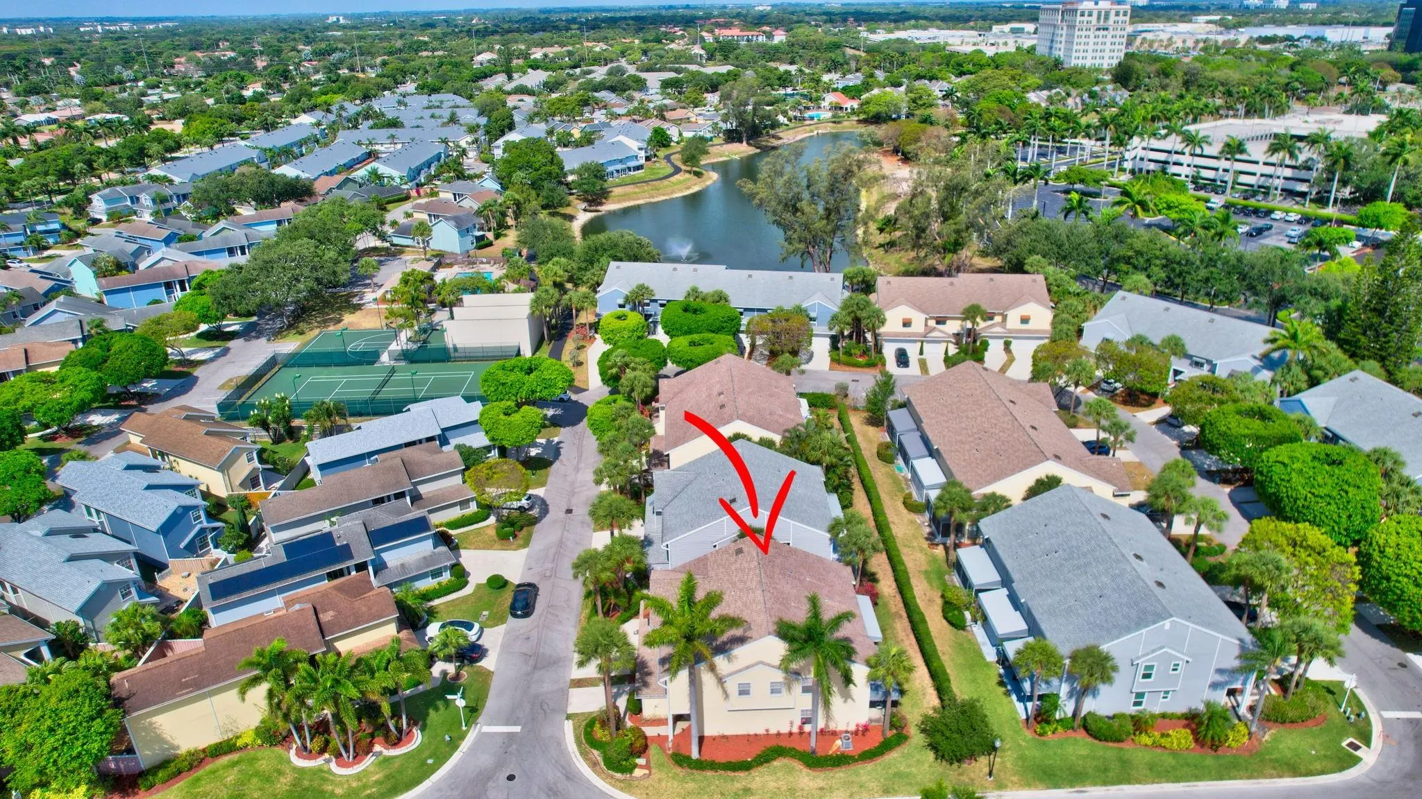 5043 Pointe Emerald Ln