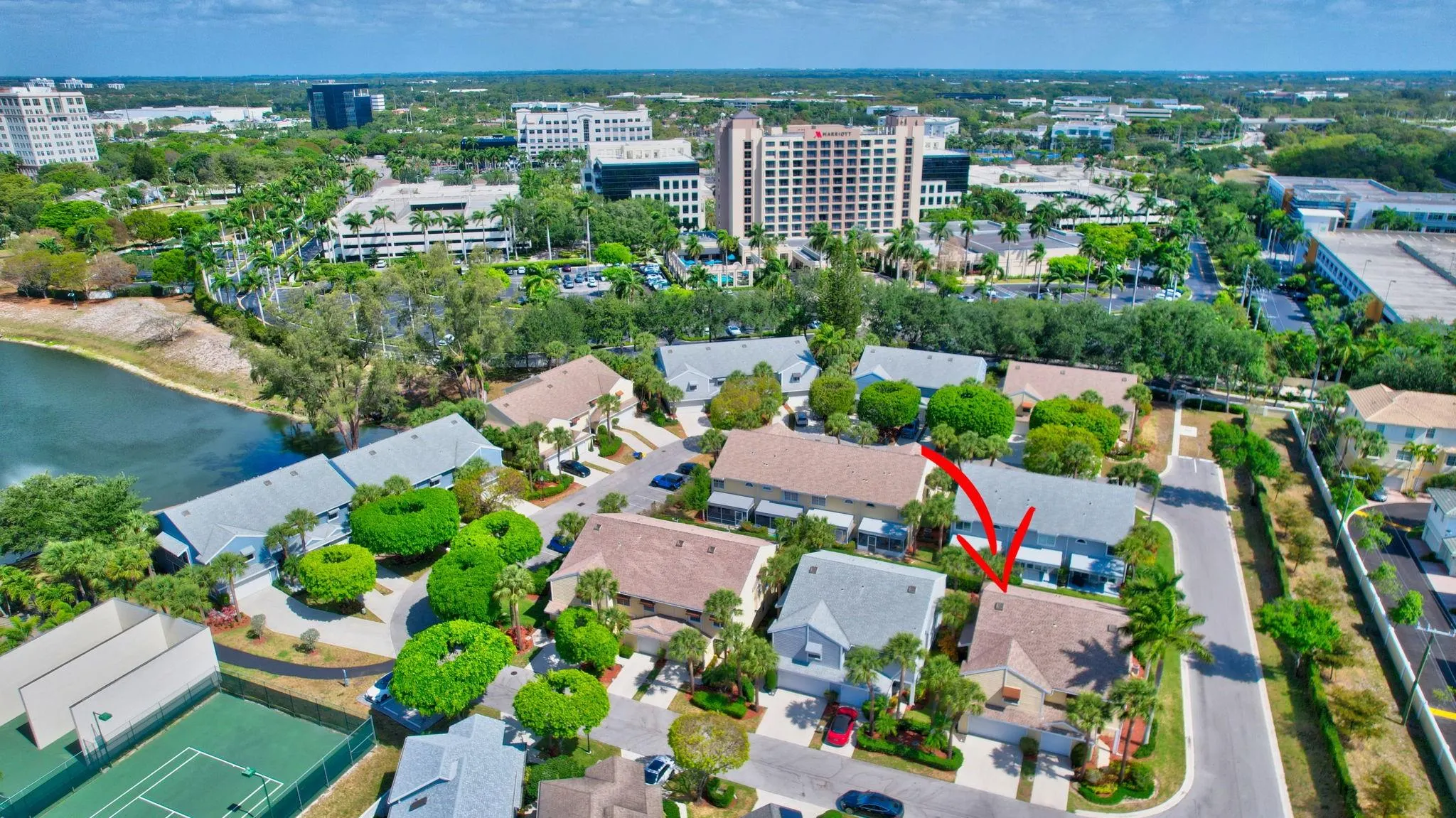 5043 Pointe Emerald Ln