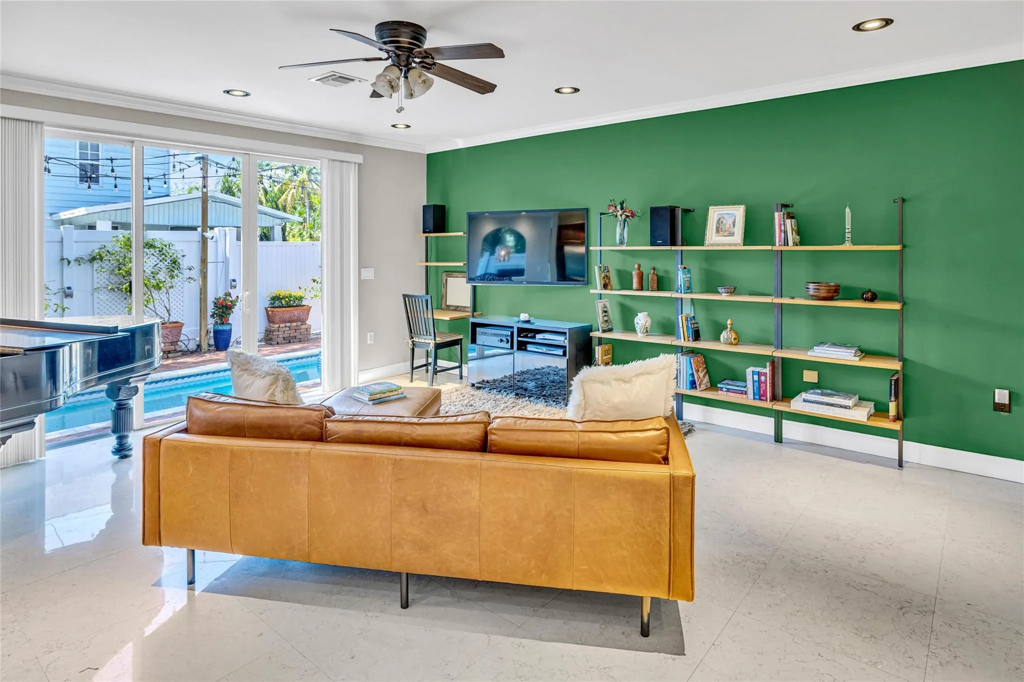 488 SW 5th Ave, #488