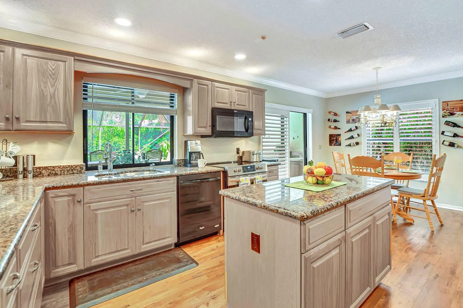 243 WOODLAKE CIRCLE